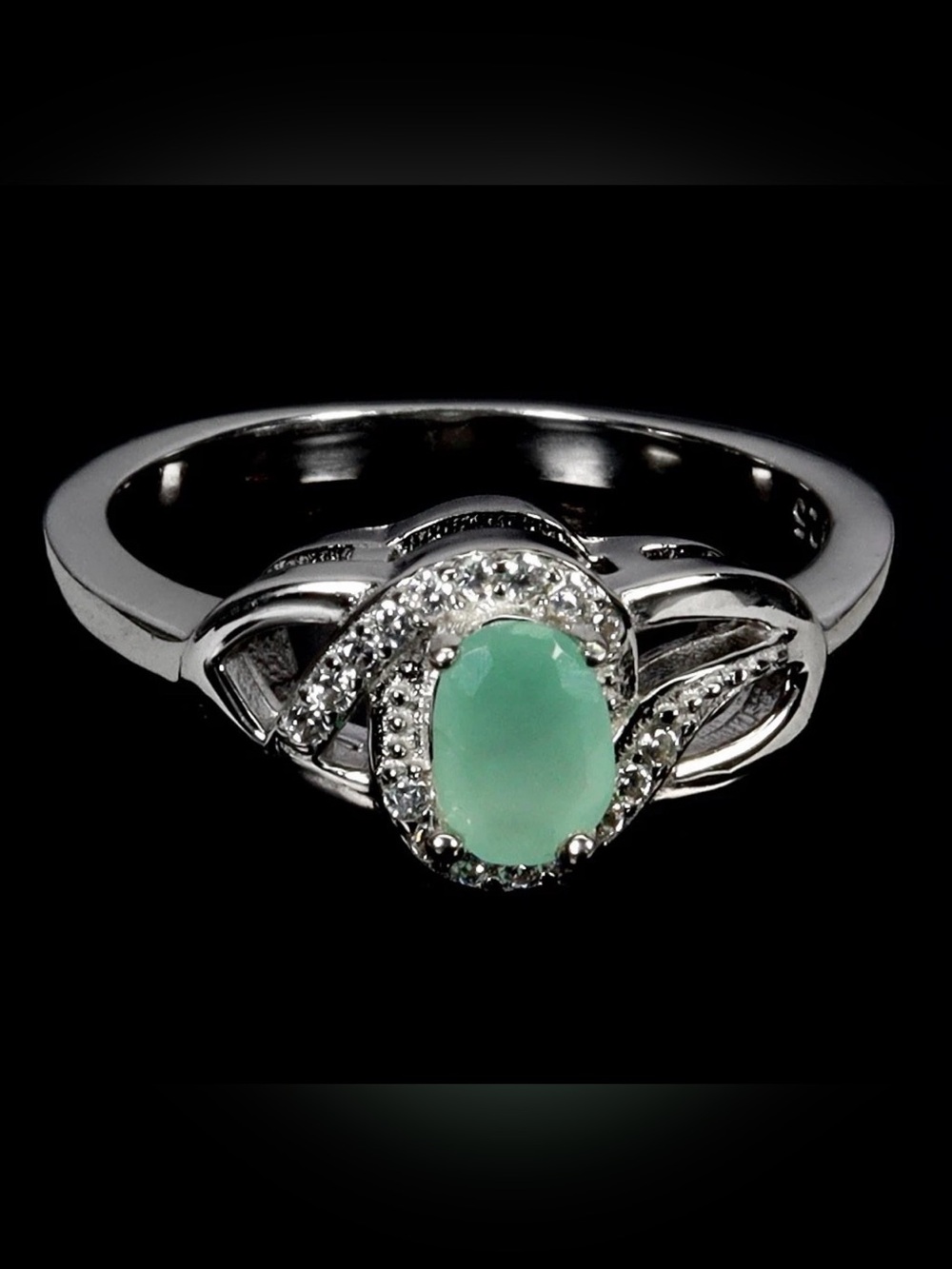 Stunning Genuine Emerald 6x4mm oval with zircon in 925 Sterling Silver Ring